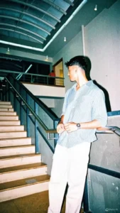 Trending Flash filter Ai Photo Editing Prompts